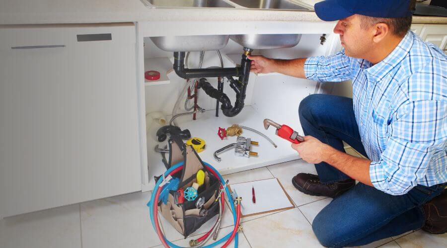 Local annual plumbing maintenance in Koshkonong, MO